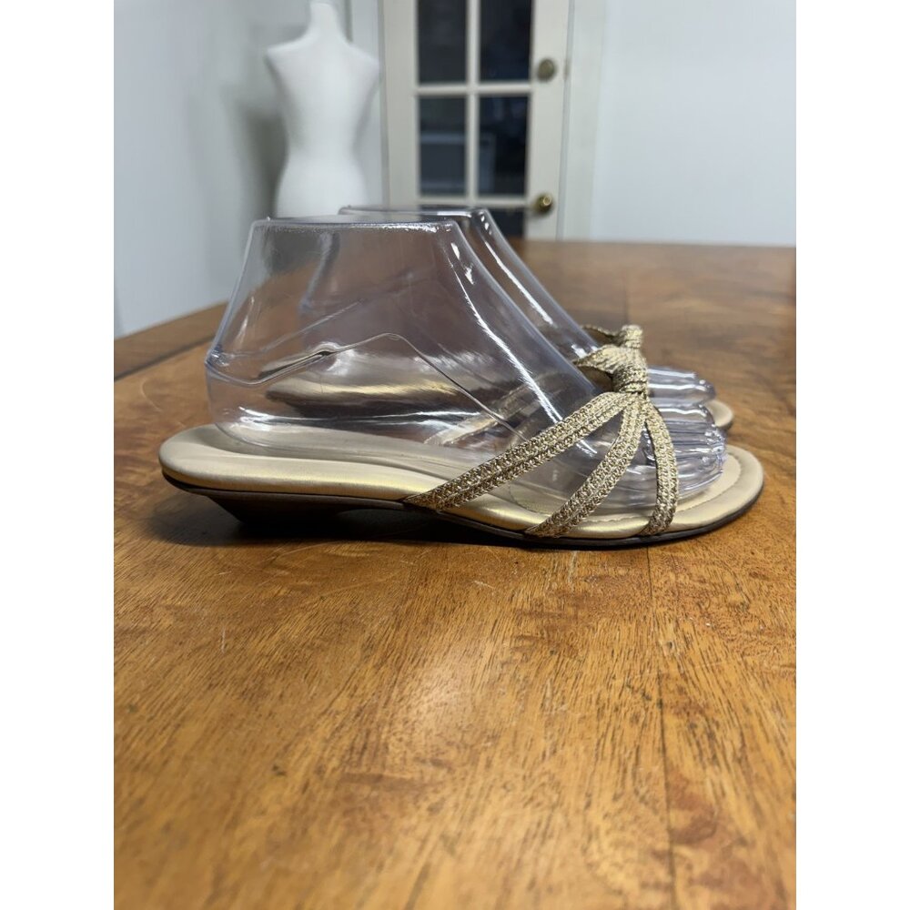 Vtg Y2K Talbots Women’s 7.5 Knot Gold Strappy Leather Kitten Heels Sandals Shoes - Picture 2 of 8